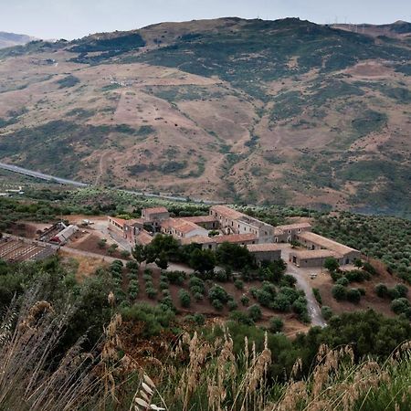 La Ferula Bed & Breakfast Scillato  Dış mekan fotoğraf