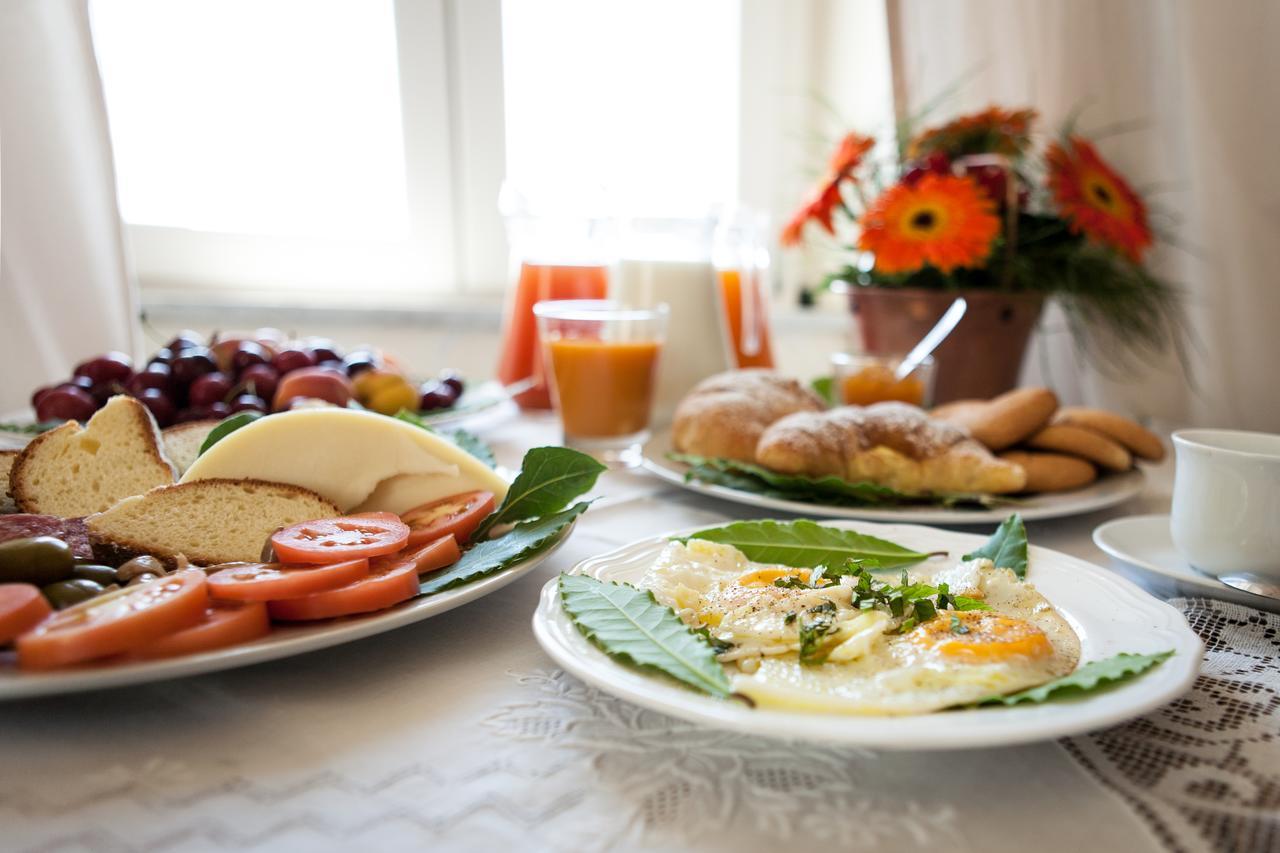La Ferula Bed & Breakfast Scillato  Dış mekan fotoğraf