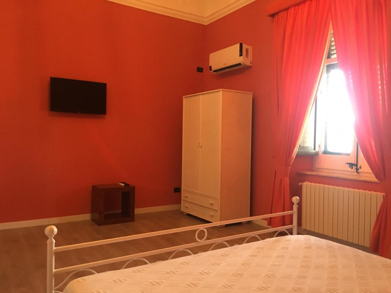 La Ferula Bed & Breakfast Scillato  Dış mekan fotoğraf