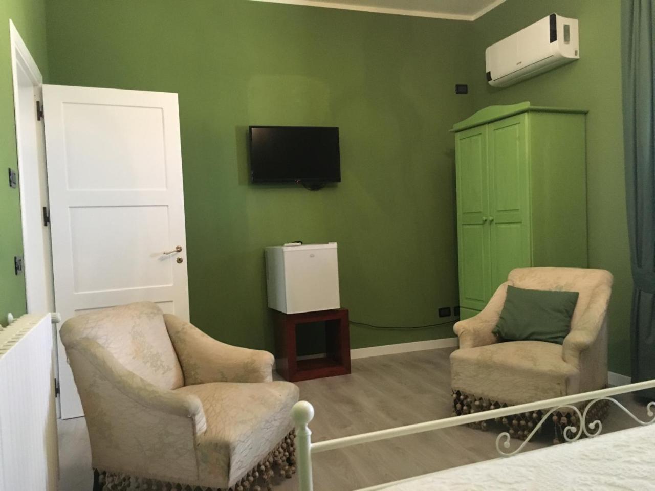 La Ferula Bed & Breakfast Scillato  Dış mekan fotoğraf